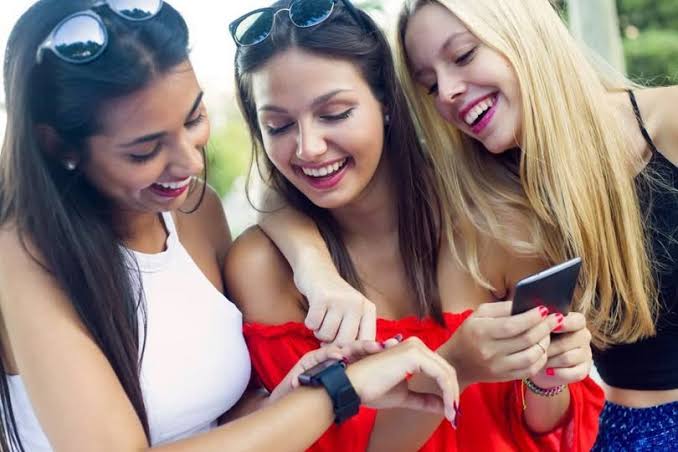 Twitter Sohbet, Telegram Kameralı Sohbet ve TikTok Sesli Platform